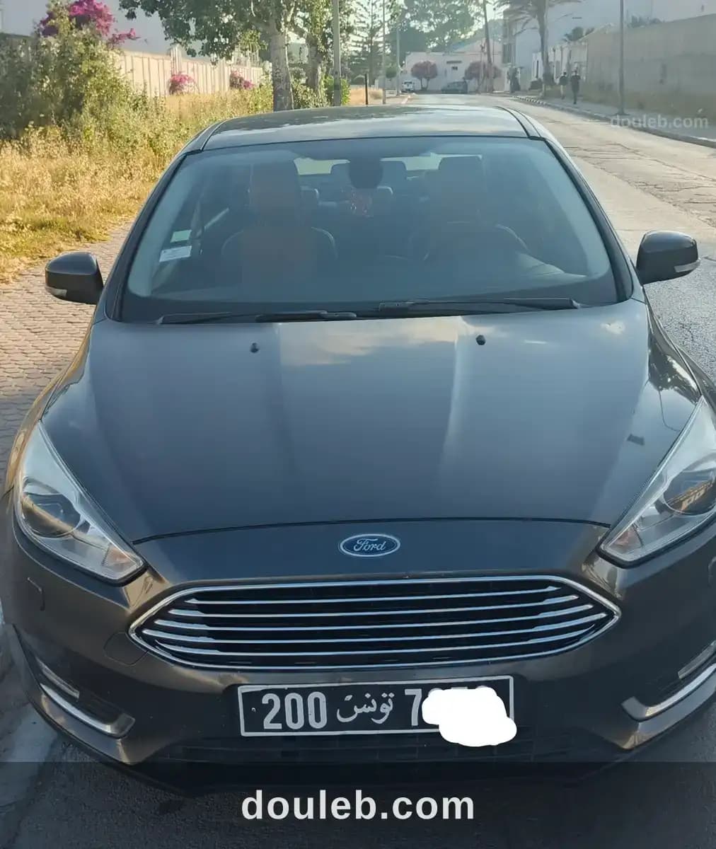 Ford focus sedan 1 litreecoboost 6cv à Bizerte