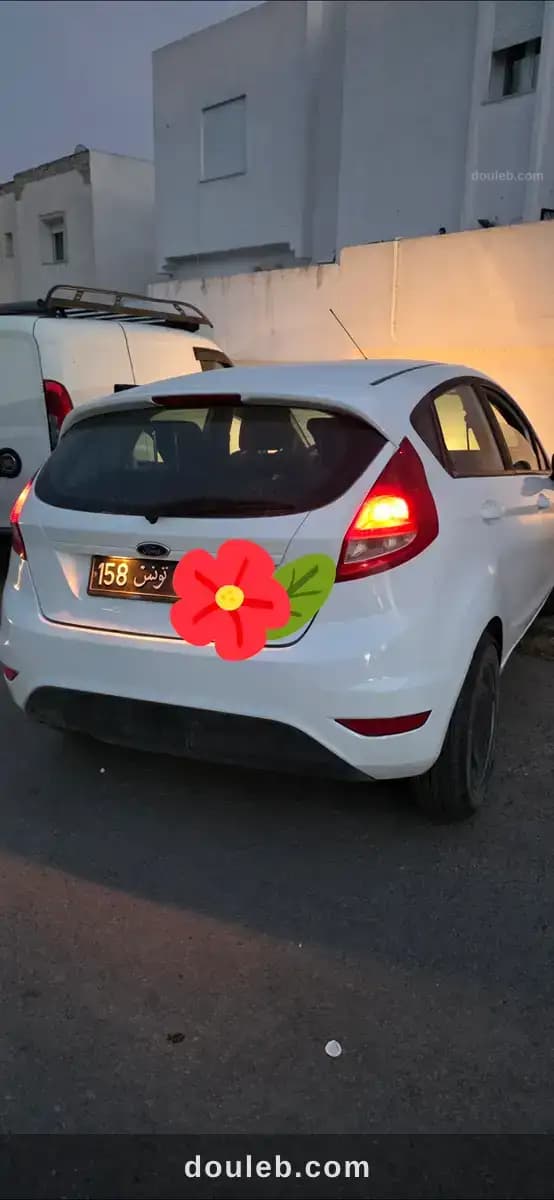 Ford fiesta - Miniature 2