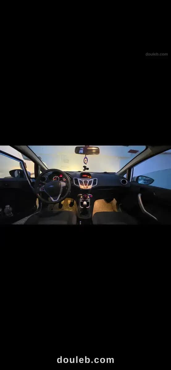 Ford fiesta - Miniature 4