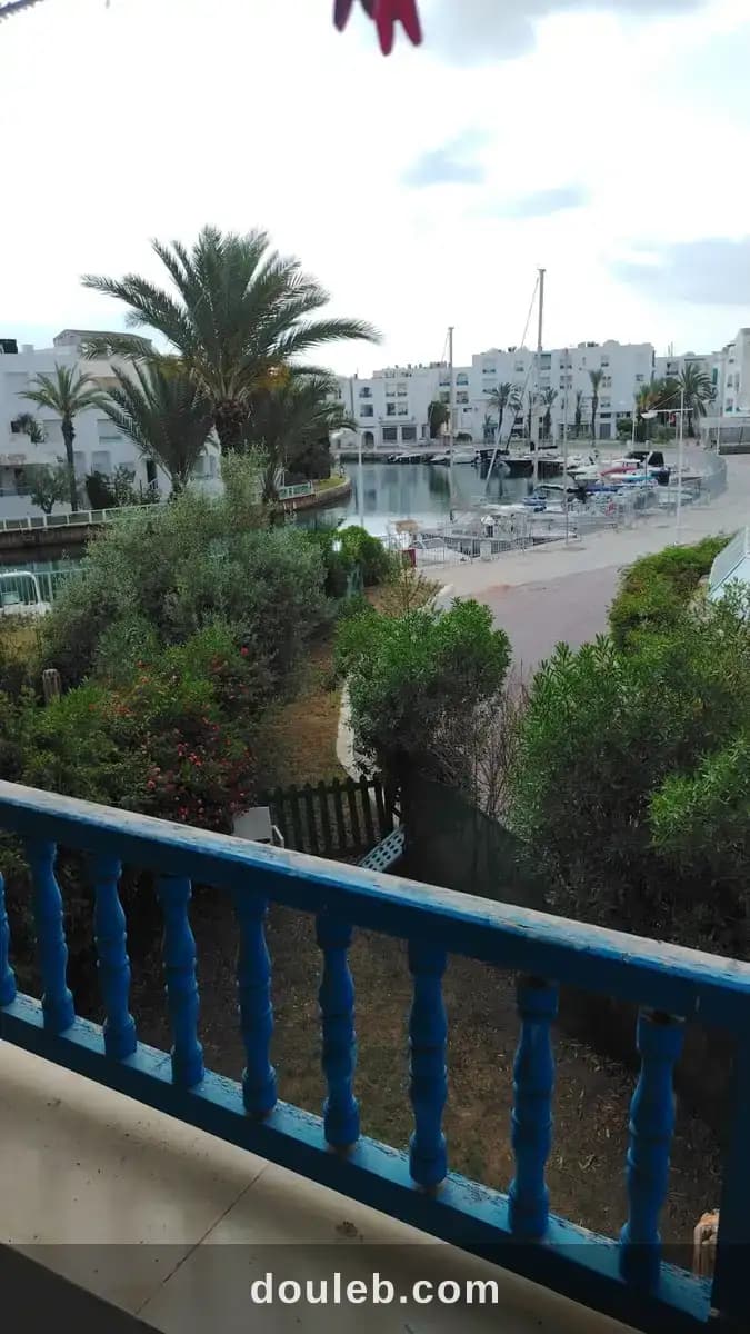 Appartement spacieux vue sur port - Photo 1