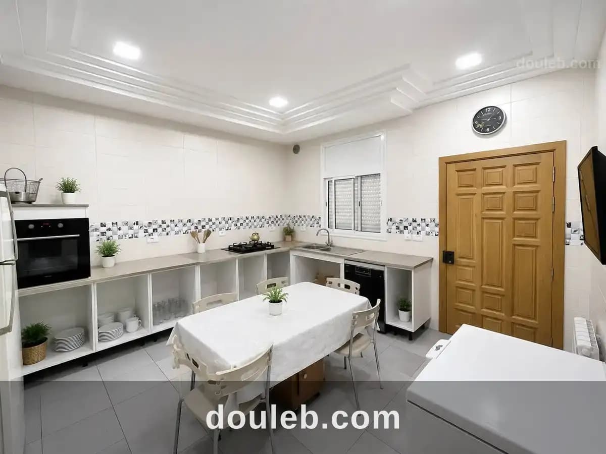 Villa r2 neuf avec jardin a manouba oued elil - Miniature 4