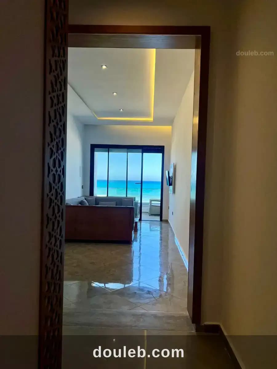 Magnifique appartement pieds dans l'eau - Miniature 2