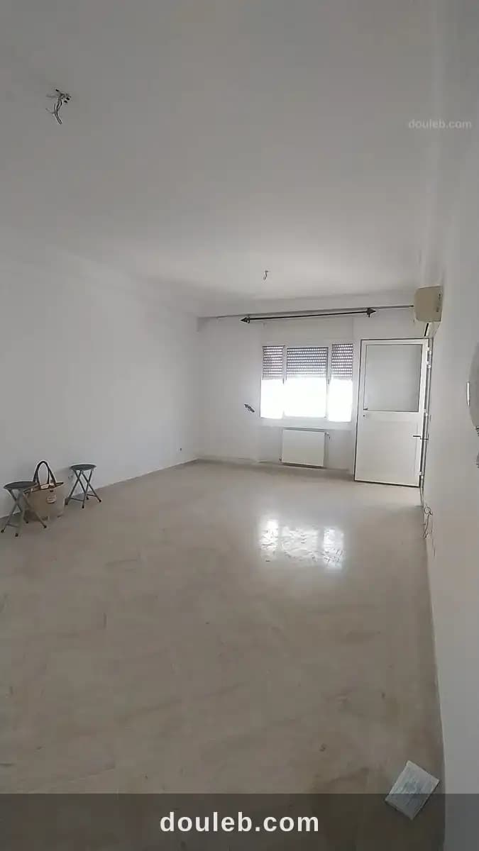 Appartement s 3 haut standing à la soukra - Miniature 2