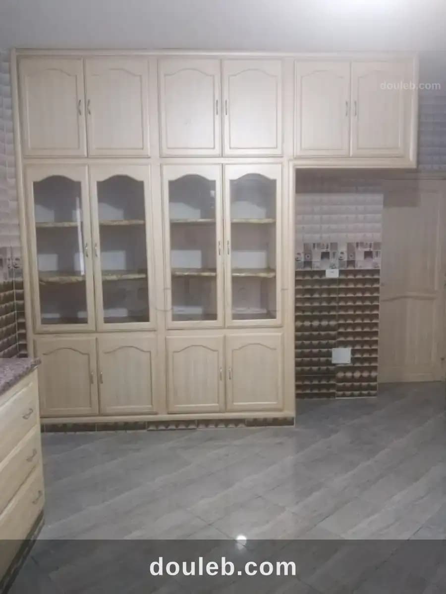 Etage de villa haut standing - Miniature 3