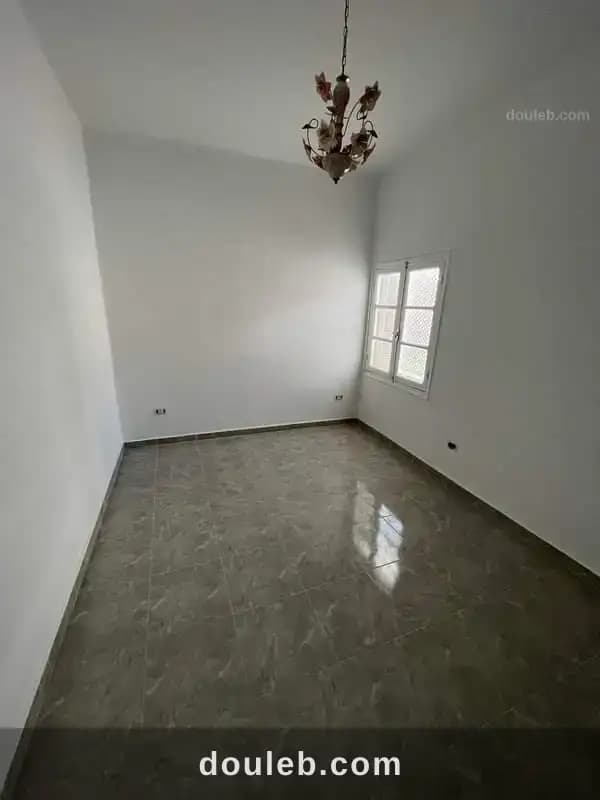 Appartement pour 2 filles à cité el khadra - Miniature 2