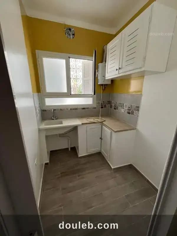 Appartement pour 2 filles à cité el khadra - Miniature 3