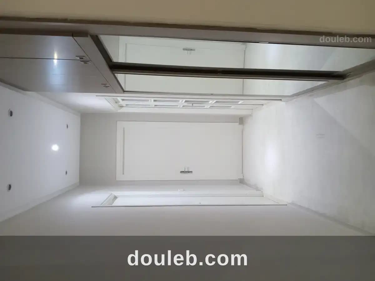 Une chambre pour fille à cité el khadra - Miniature 3