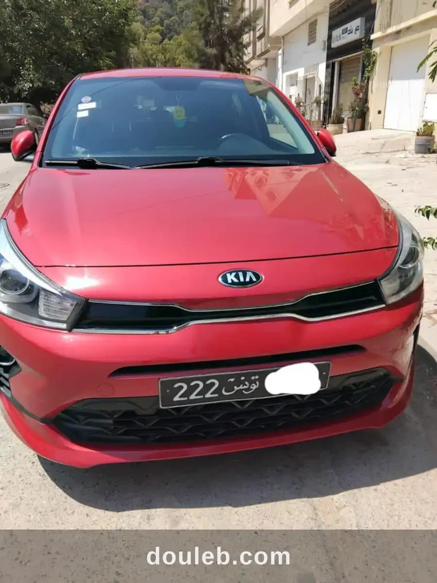 Kia rio d une dame en excellente etat - Miniature 2