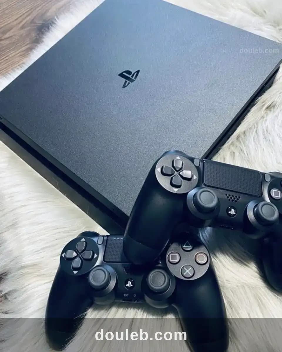 Playstation 4 avec deux manettes - Photo 1