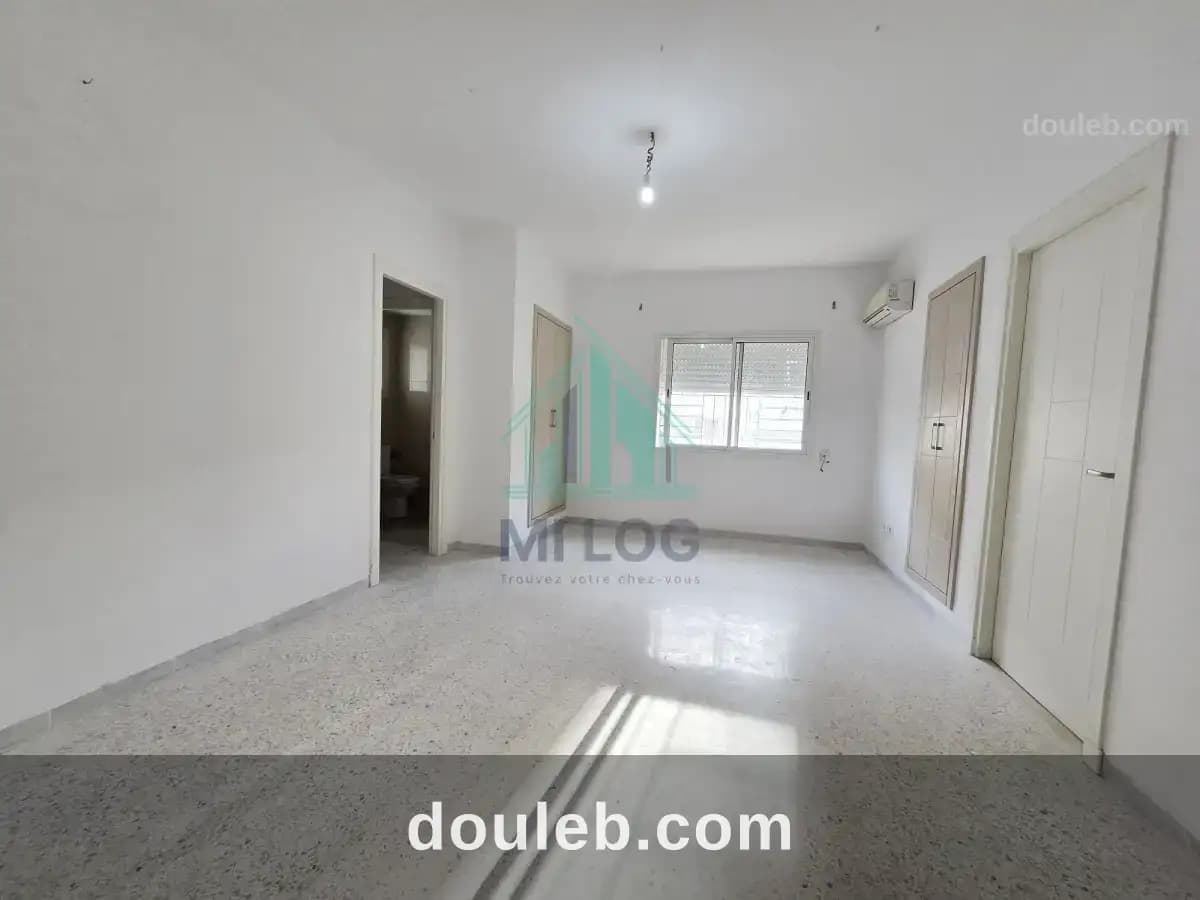 Bureau s1 médina jadida à Ben Arous