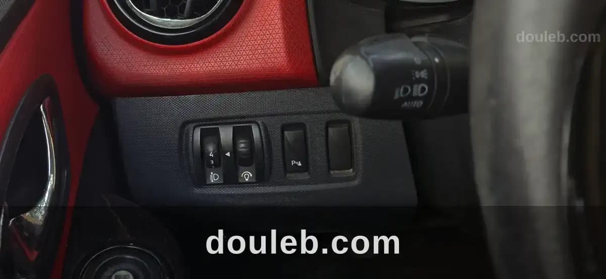 Clio 4 dynamique zen 4 cylindres - Miniature 5