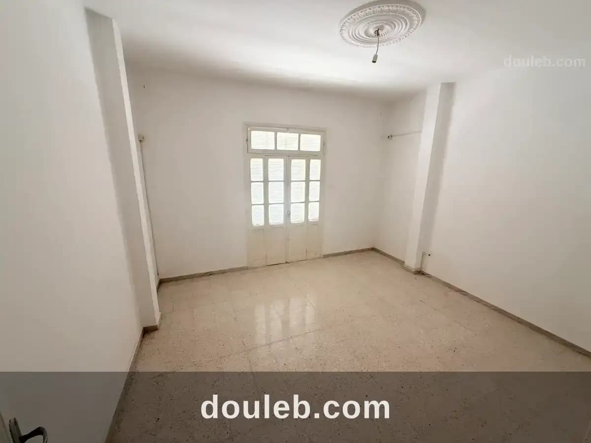 Un grand appartement au centre sousse - Miniature 2