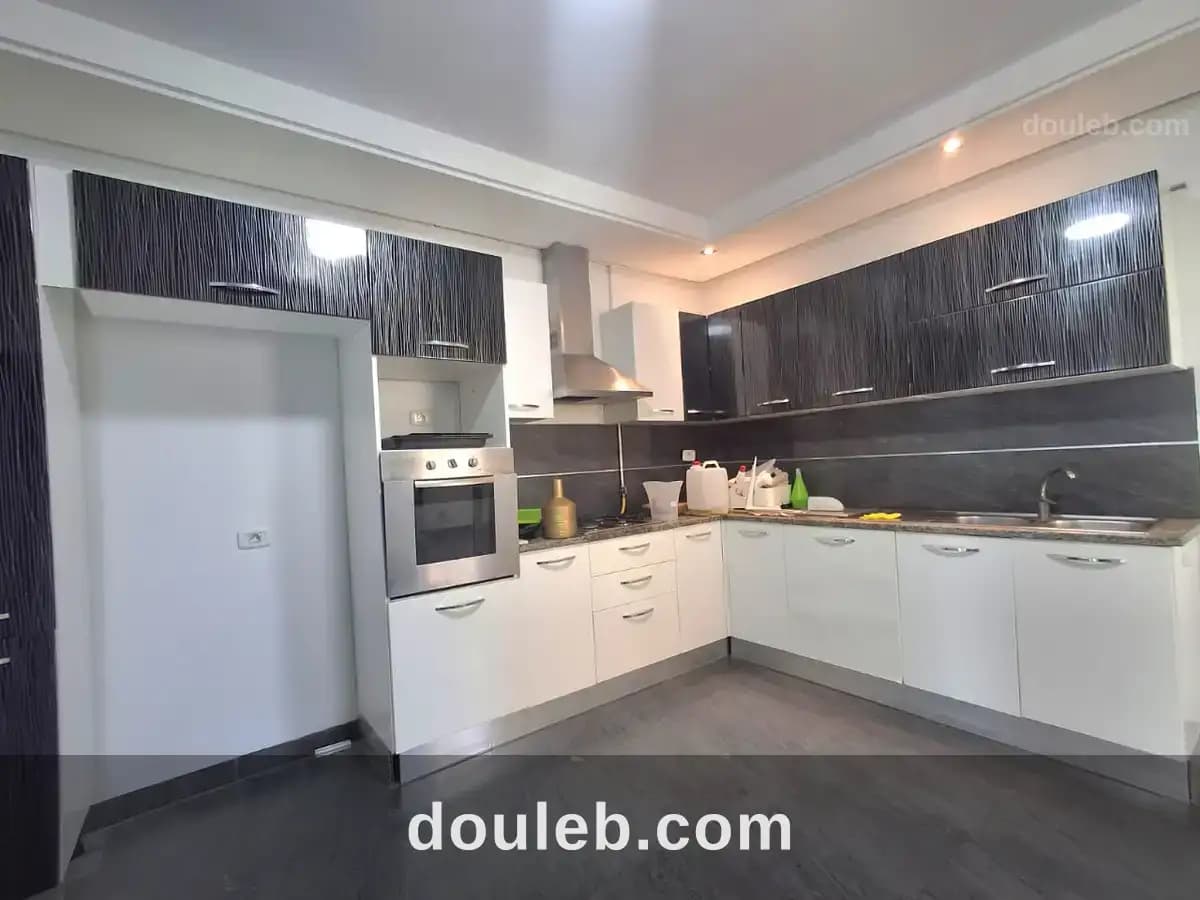 Superbe appartement s4 a aïn zaghouan nord - Miniature 2