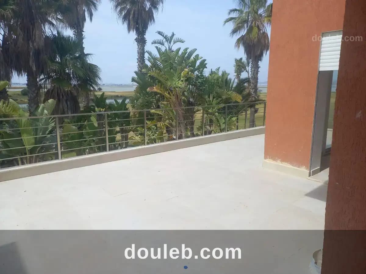 Appartement jamais habité au golf - Photo 1