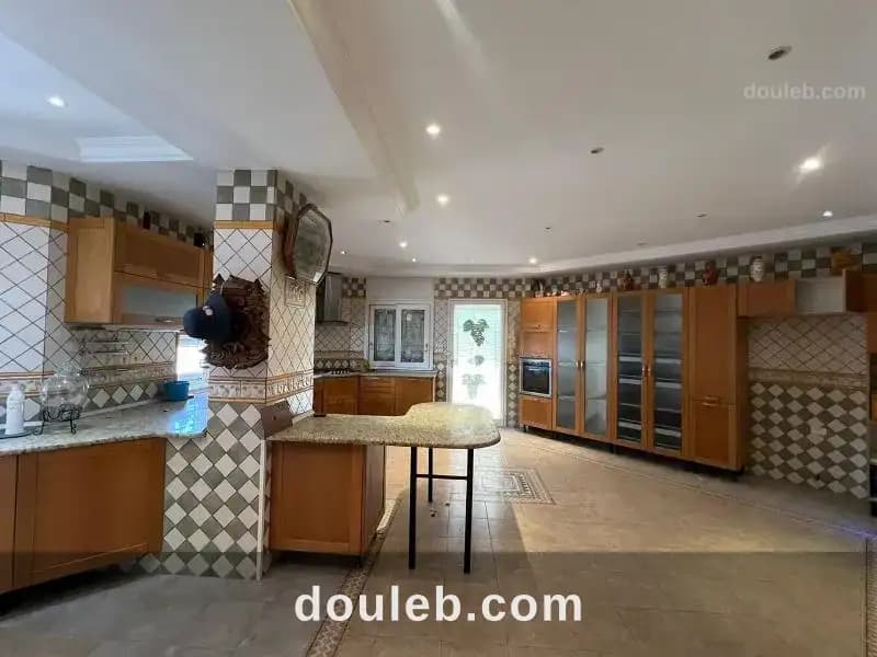 V482 villa royale i - Miniature 4