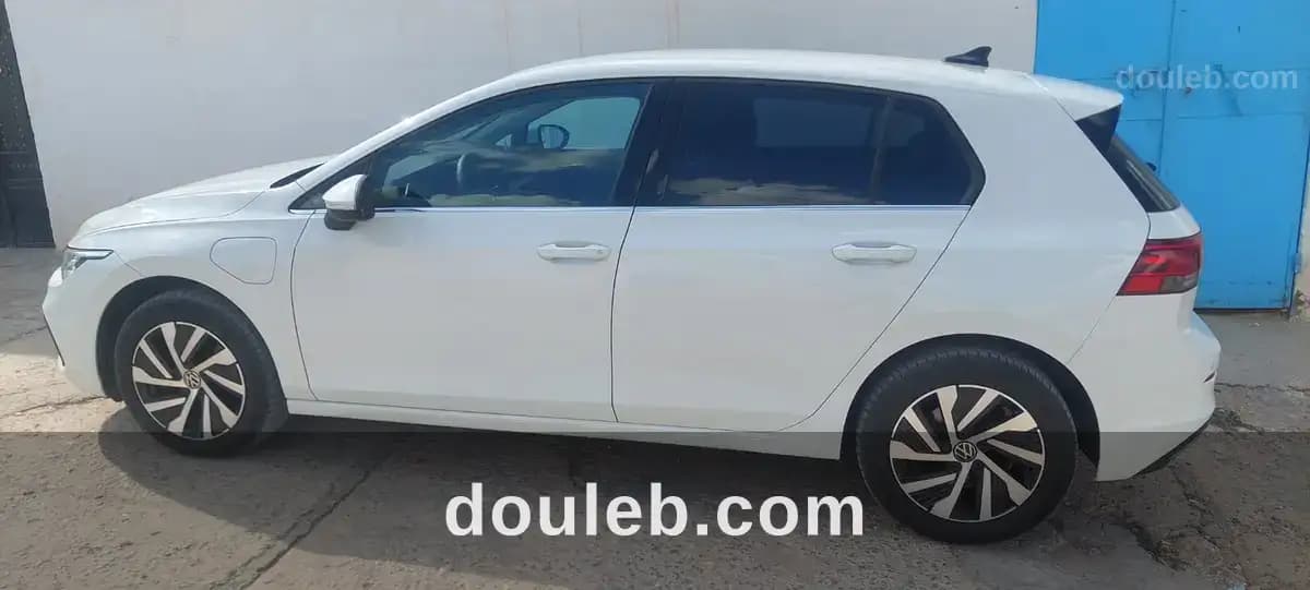 Golf 8 style hybride rechargeable imp d'allemagne à Tunis