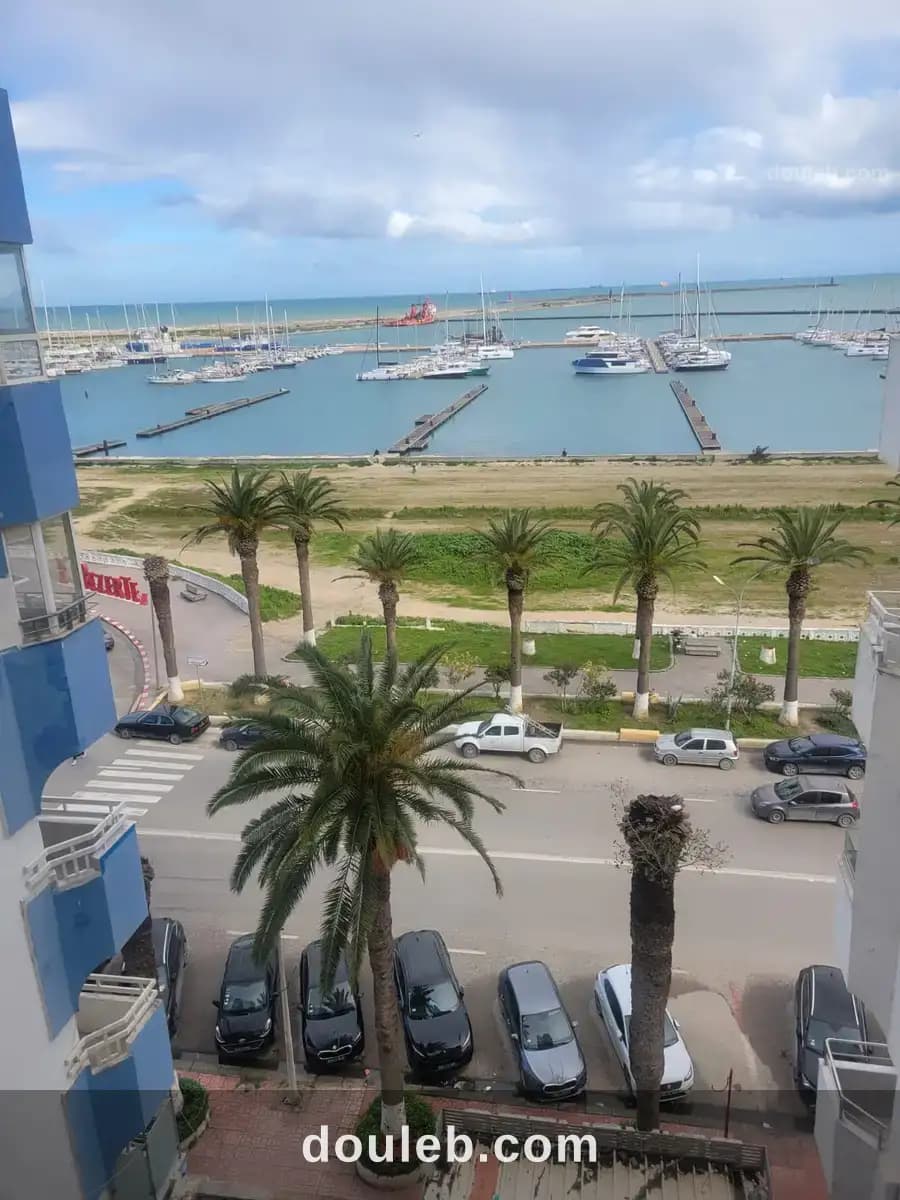 Appartement s3 avec vue mer panoramique à Bizerte