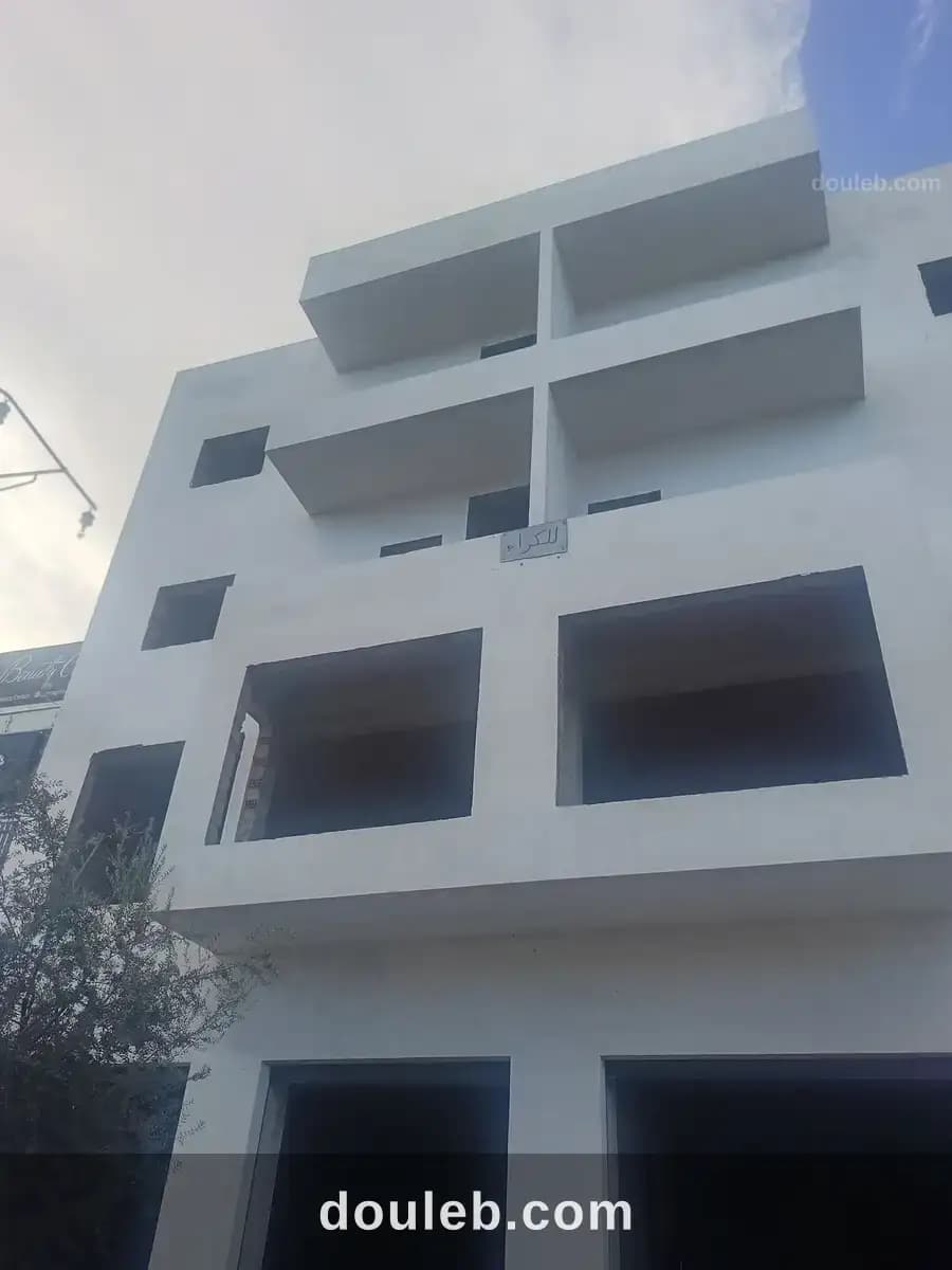 Bâtisse à el mnihla à Ariana
