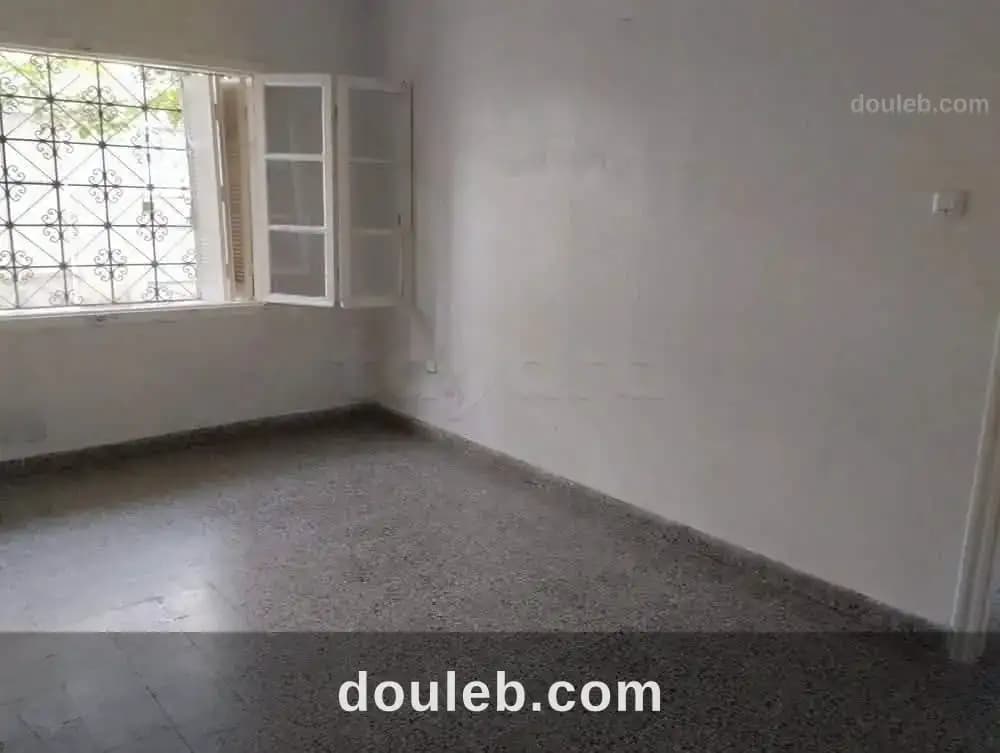 Maison s2 situé au bardo à Tunis