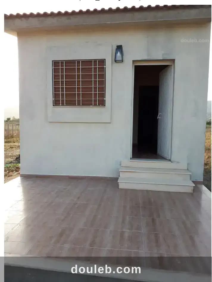Echange terrain 6420 m2 et maison 45 m2 à Jendouba