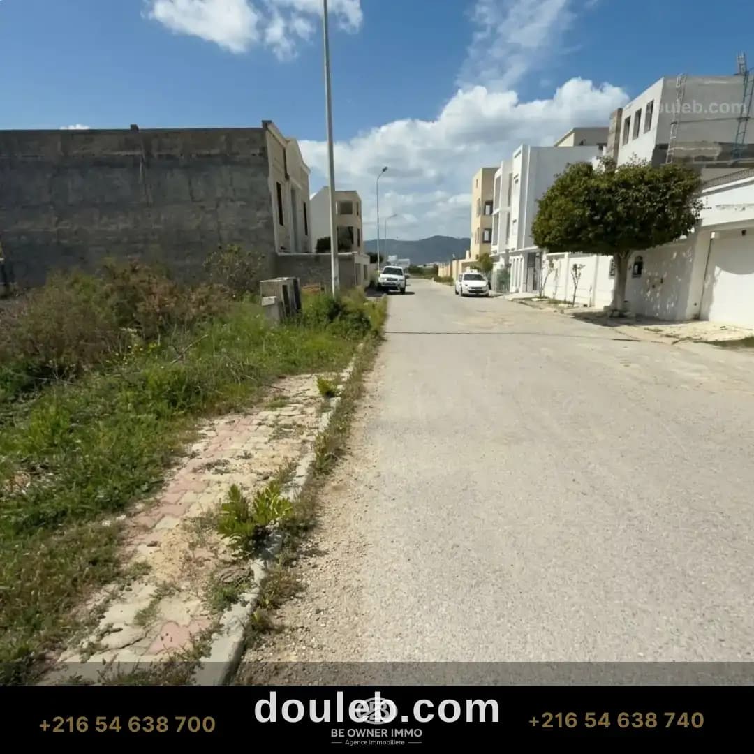 Terrain de 332 m2 av - Miniature 2