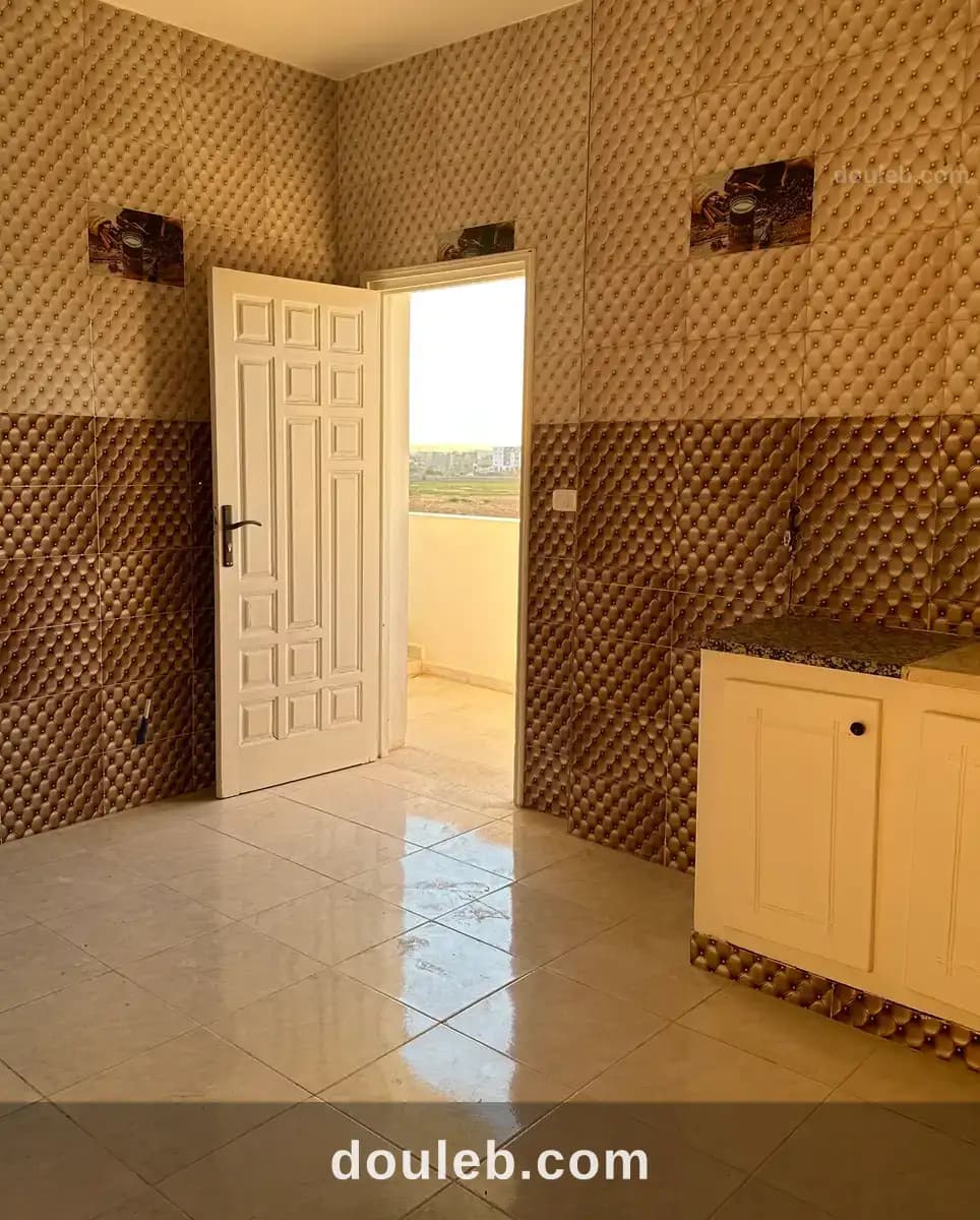 Deux grand apartments - Miniature 4