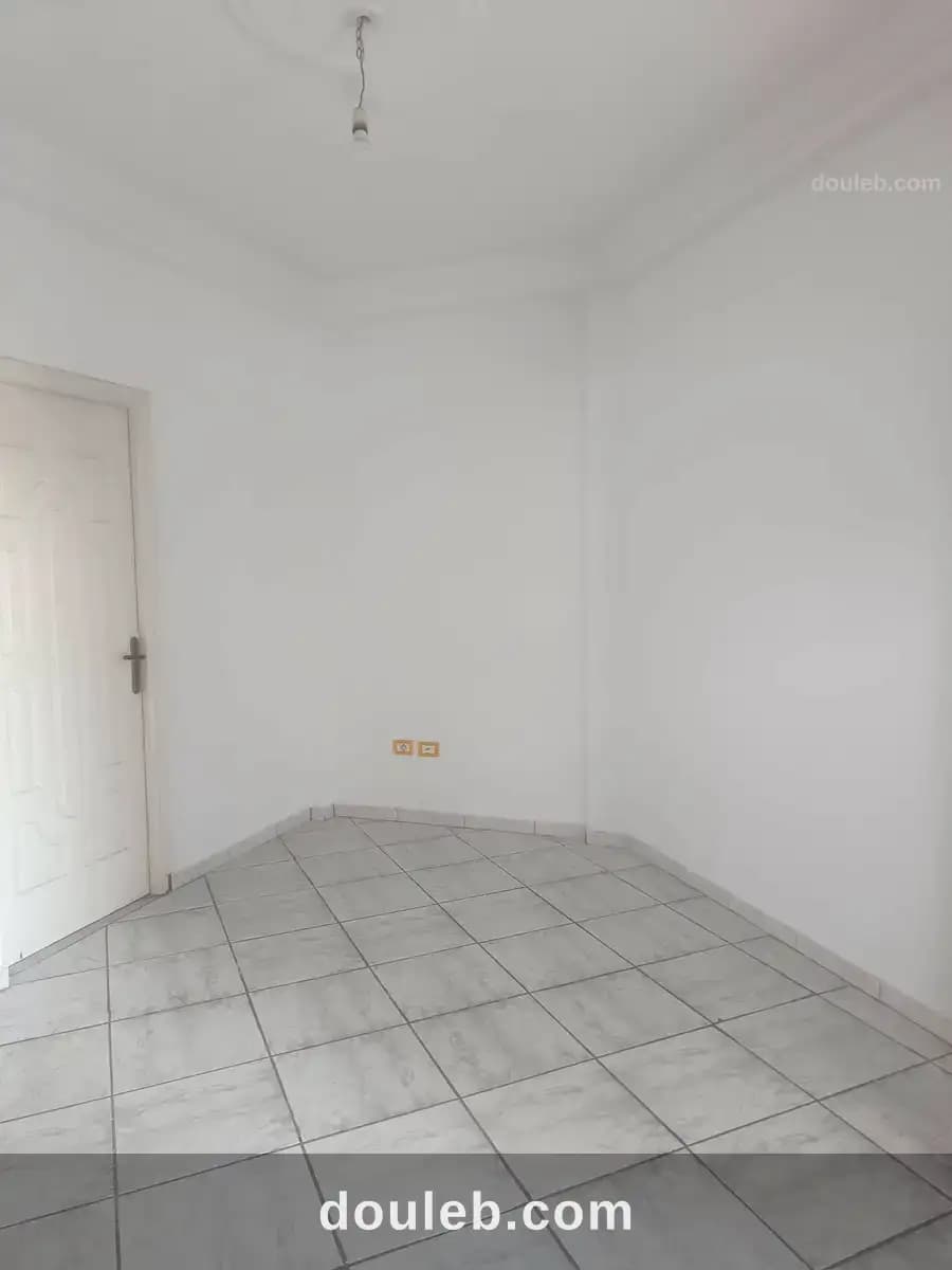 Un petit appartement - Miniature 3