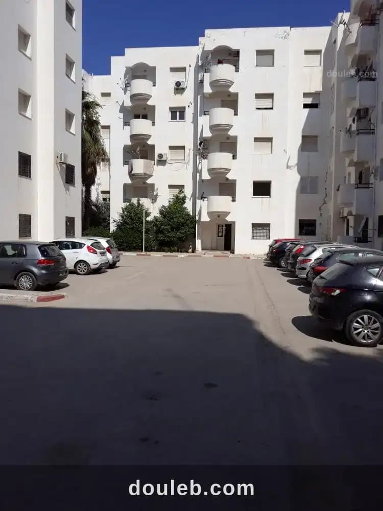 S 1 residence malika manouba à Manouba