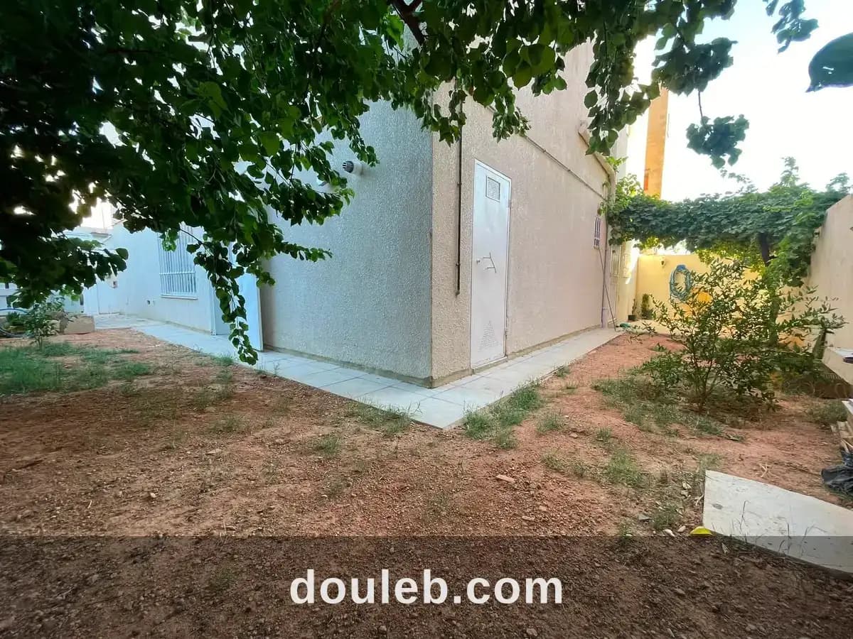 Villa haut standing neuf manouba oued ellil - Miniature 3