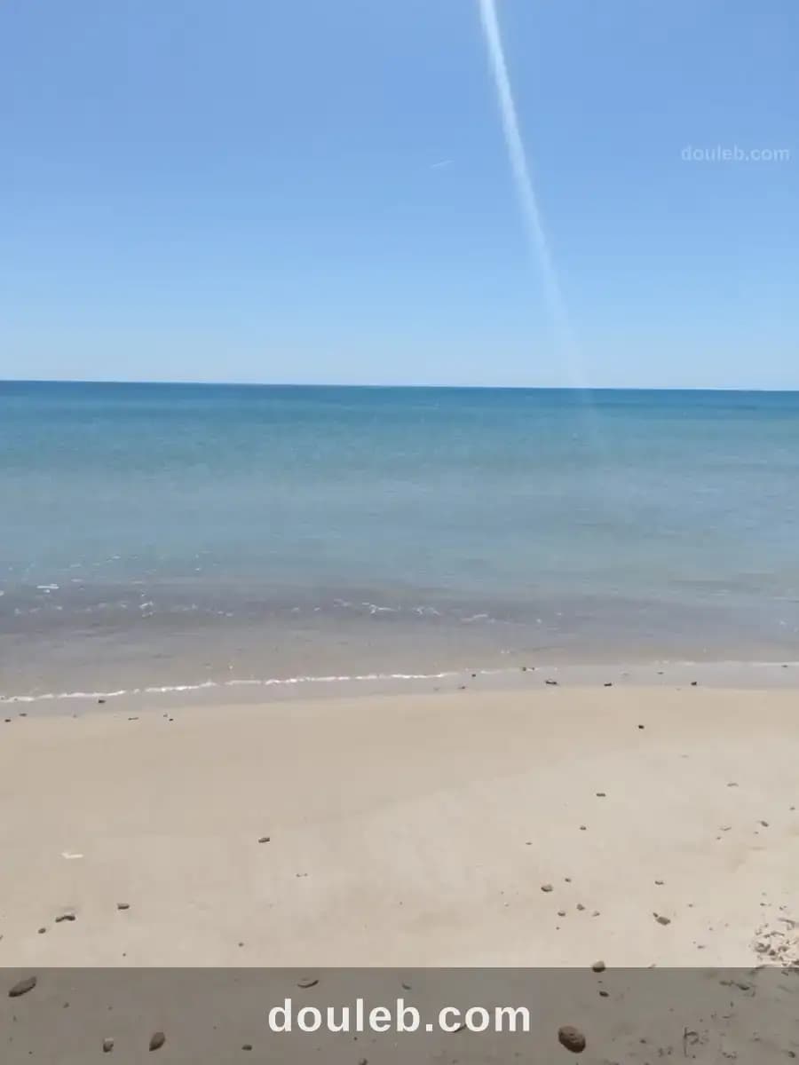 Pied dans l'eau à Nabeul