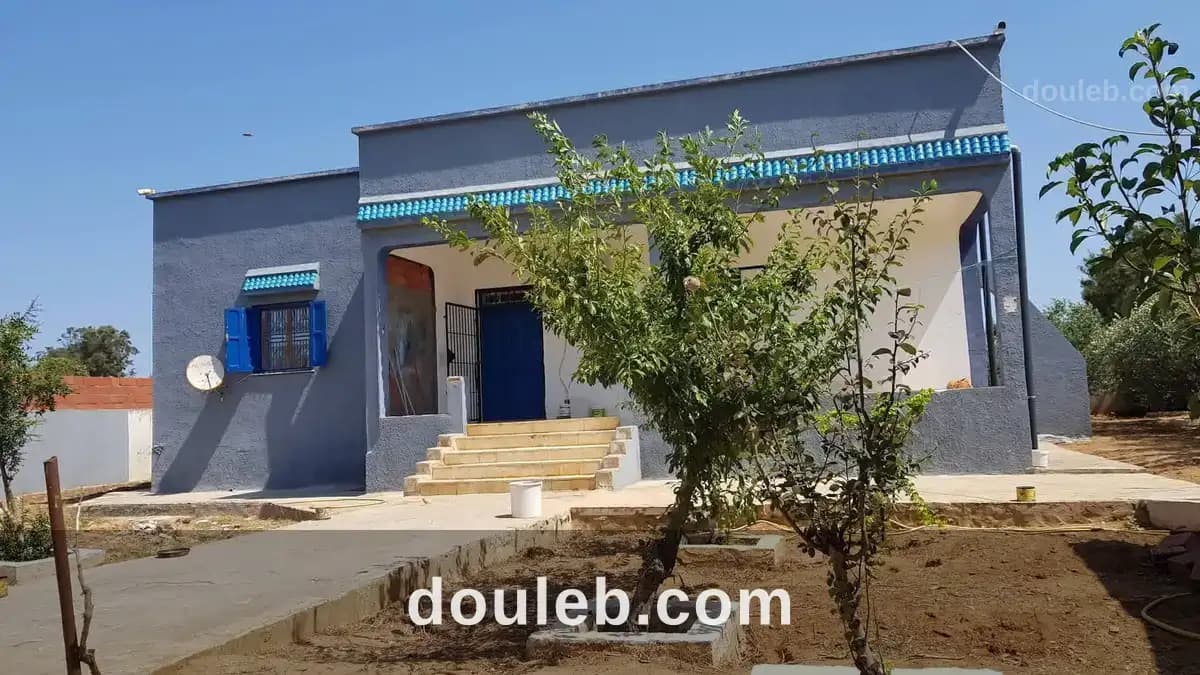 Villa ds 1000m2 près de la mer - Miniature 2