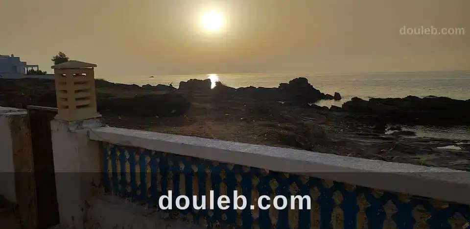 Maison pieds dans l'eau fataha chakilia - Miniature 5