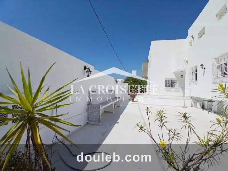 Rez de chaussée de villa s3 à la marsa mrcl0355 à Tunis
