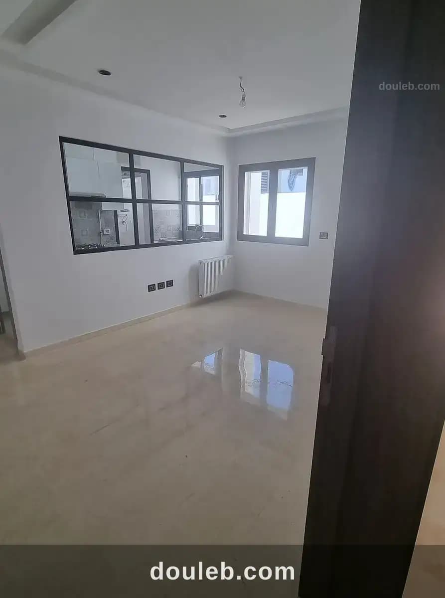 S plus un av cuisine indépendante la soukra à Tunis