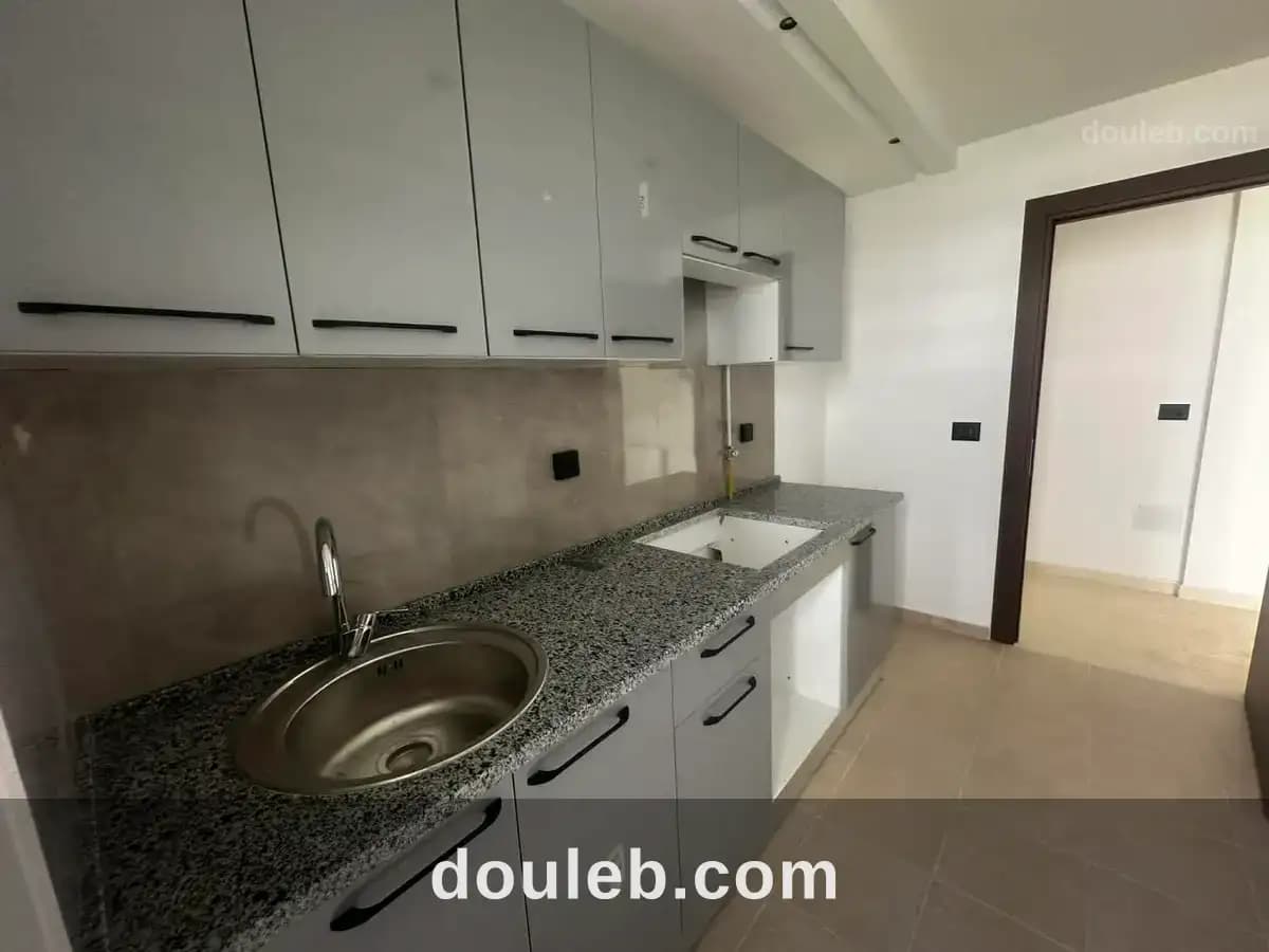 Superbe s plus 1 neuf jamais habité à la soukra - Miniature 4