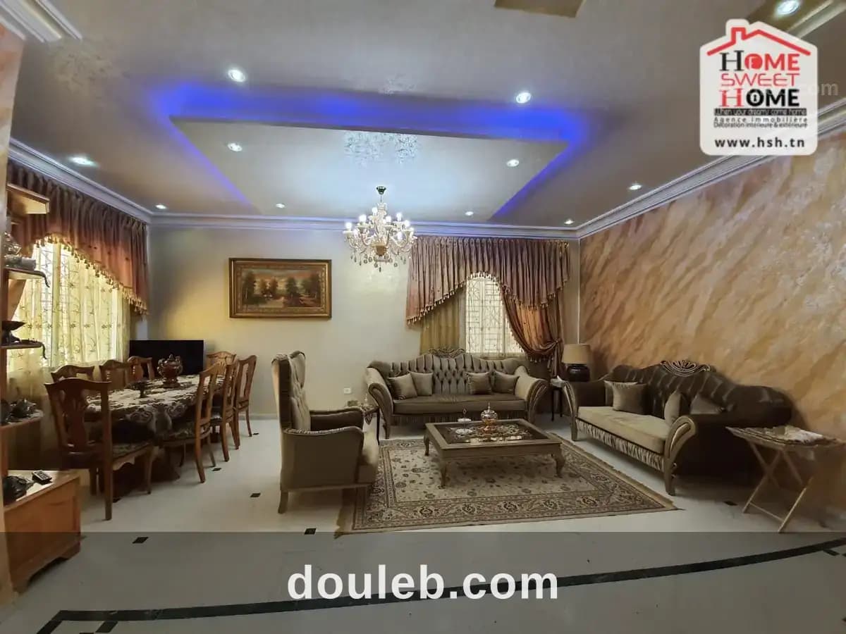 Rdc de villa zina à bardo à Tunis