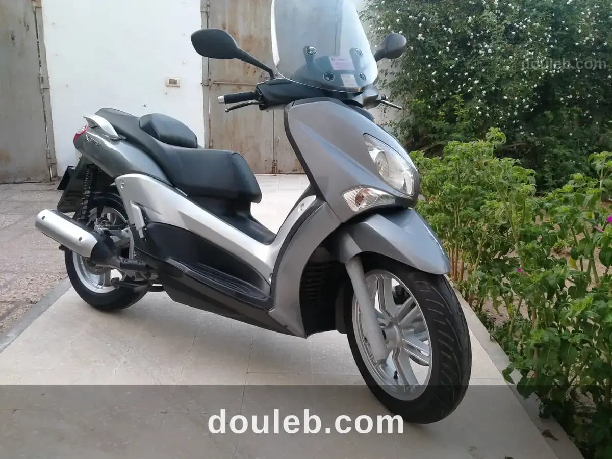 Yamaha 250 - Miniature 2