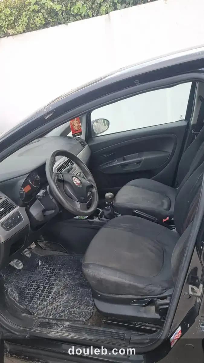 Fiat grande punto à Tunis
