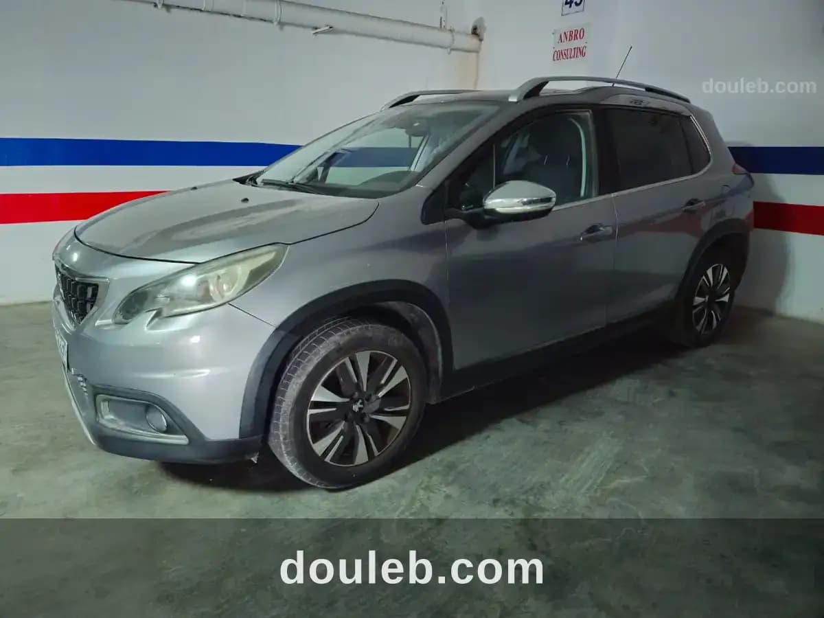 Peugeot 2008 5cv - Miniature 3