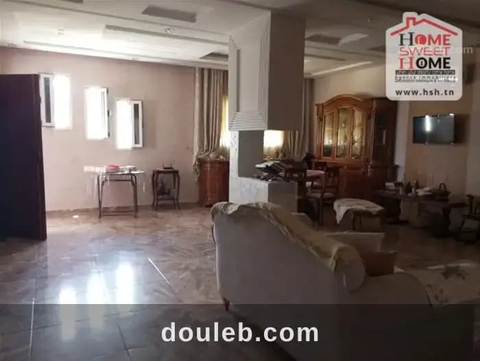 Etage de villa tanit à mornaguia à Manouba