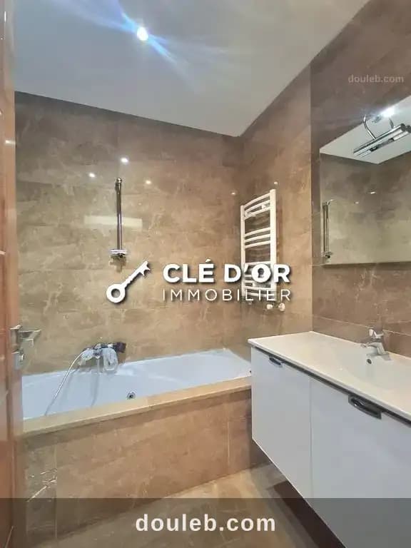 Appartement s4 a aïn zaghouan nord - Miniature 3