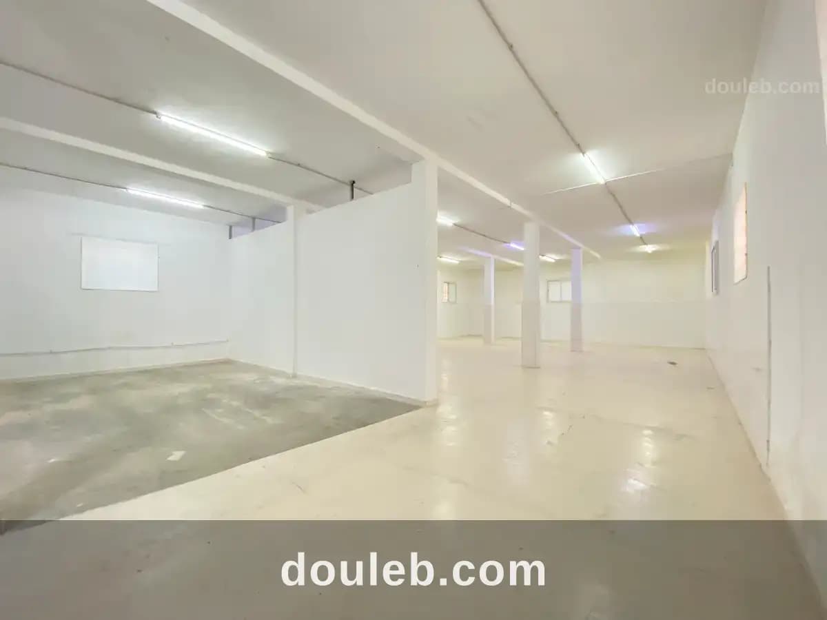 Dépôt 250m la soukra - Miniature 2