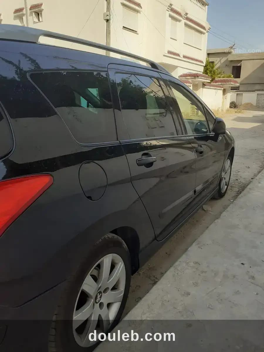 Peugeot 308 - Miniature 3