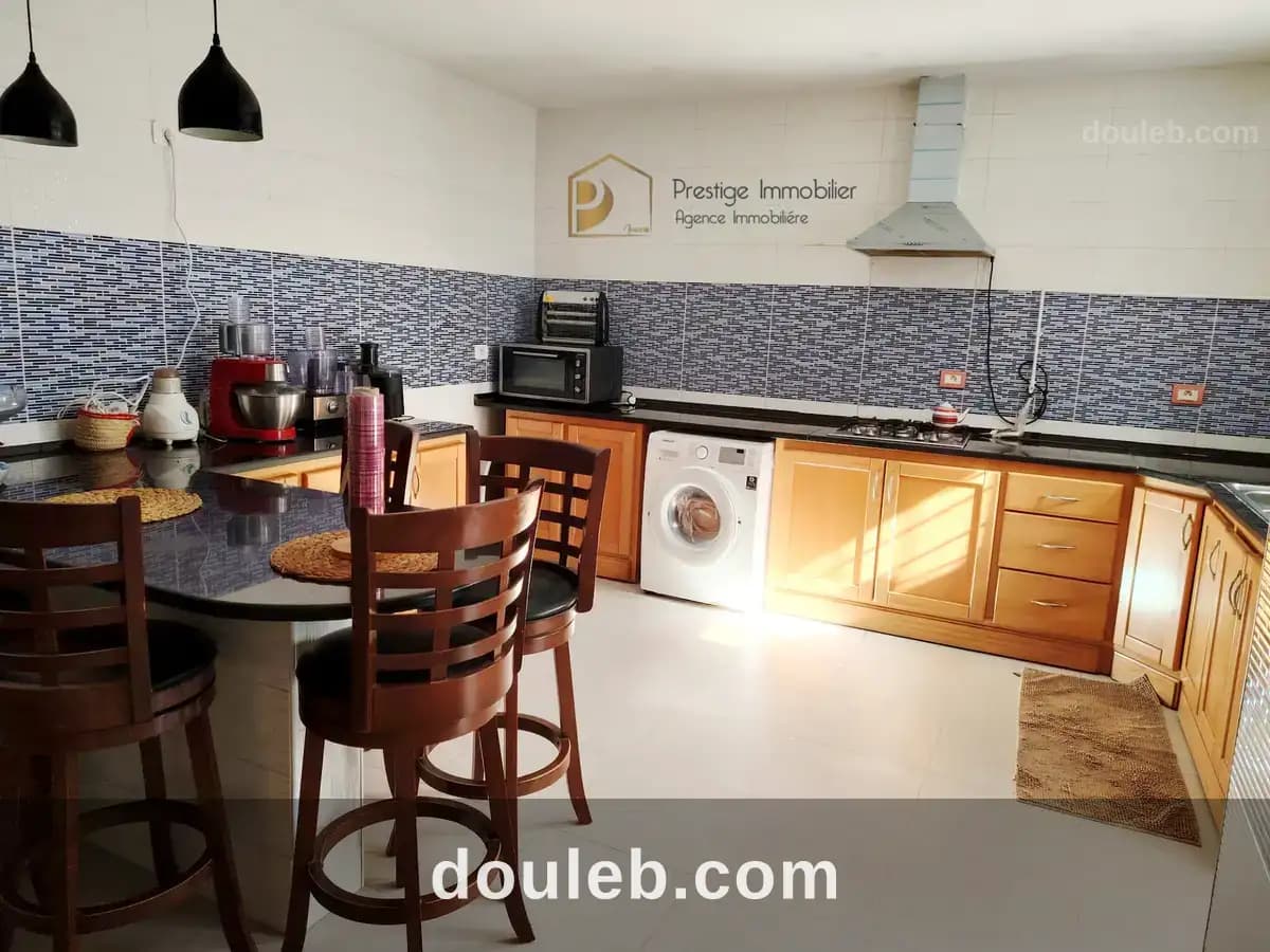 Villa r plus 1 avec local com à Ben Arous