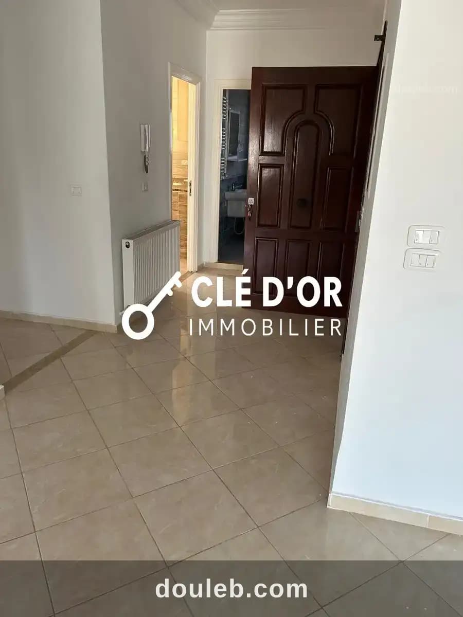 Appartement s3 a ain zaghouan nord à Tunis