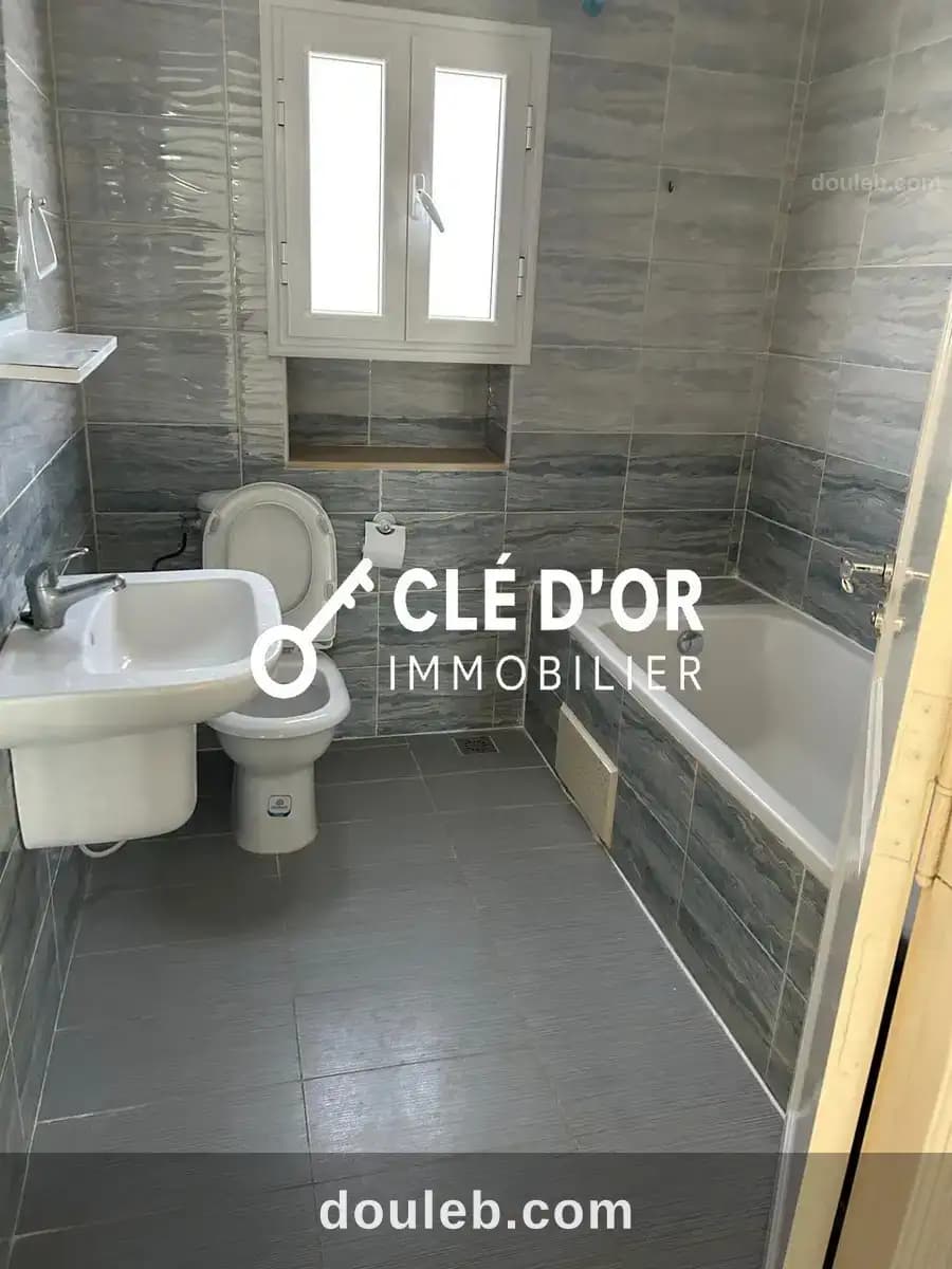 Appartement s3 a ain zaghouan nord - Miniature 5