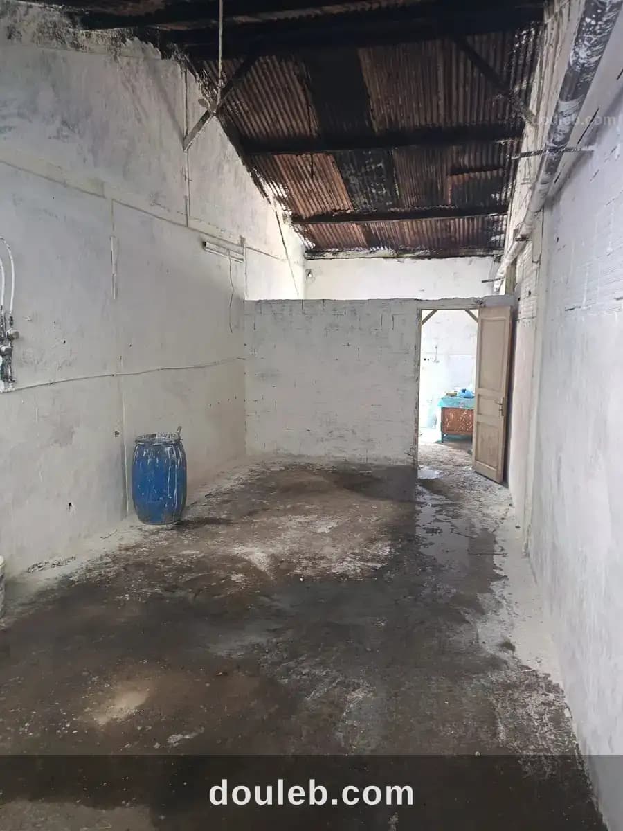 Local commercial situé entre ben arous et tunis à Tunis
