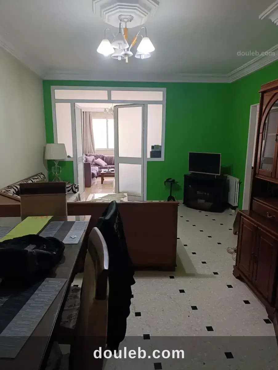 Tres grand salon avec 2 chambre - Miniature 5
