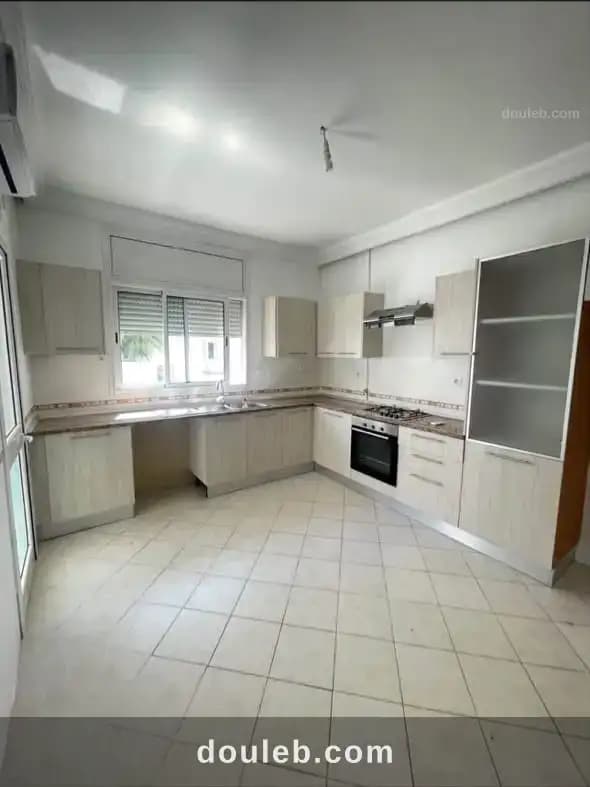 Spacieux appartement s3 à ain zaghouan nord - Miniature 5