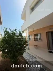 En exclusivit a villa en ref557a - Miniature 2